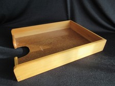 ältere Dokumentenablage Holz