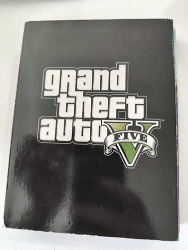 Grand theft auto v - 🎮,