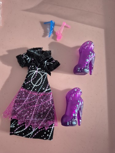 Monster high abbey bominable - abbey,
