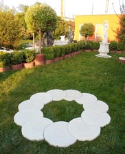 Baumumrandung, Baumringe, Brunnenumrandung, Steinguss, Gartenfiguren, Steinfigur