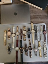 Set Damenuhren verschiedene
