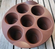 Tupperware Silikonbackform, für 7 Muffins, Törtchenform, wie neu, braun,