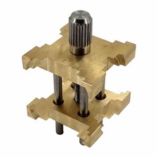 Uhrwerkhalter – Robustes Und