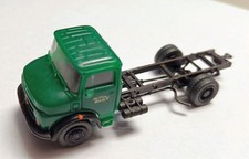 MB L1413 Kurzhauber Fahrgestell und Fahrerhaus zweiachsig grün