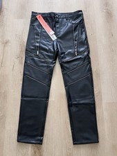 Schwarze Herrenhose im