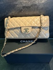 Vintage Chanel 2.55 Single