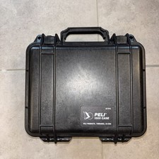 Peli case  1300 Protector Schutzkoffer; Außenmaße 27 x 24,6 x 17,4 cm, 1,4 kg