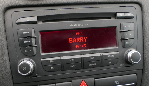Audi radio cd player - cd,