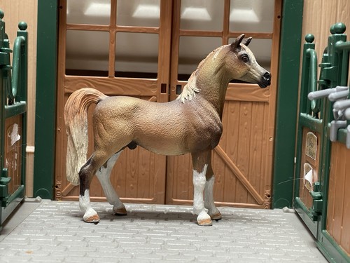 Schleich araber repaint - araber,