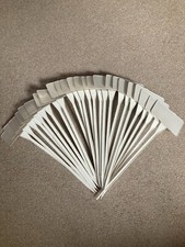 Große Pflanzenstecker zum