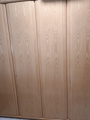 Kleiderschrankschrank