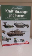 Kraftfahrzeuge und Panzer ab