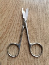 Chirurgische Schere Fadenschere 13cm SP. /SP. Gerade EDELSTAHL Medizin Uni 