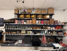 Komplette Ladeneinrichtung