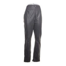 Crazy-Outfits, Lederhose