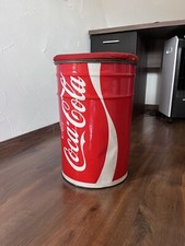 Coca Cola Sitz Tonne Hocker Fass mit Stauraum