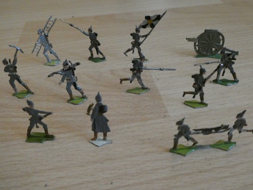 Flache aufstellfiguren aus - 12,