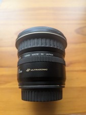 Canon EF 20-35mm f/3.5-4.5 USM