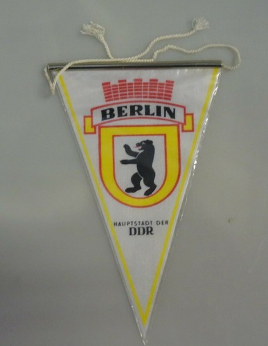 Kleiner ddr wimpel berlin - kleiner, "berlin