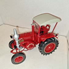 Lanz Bulldog    1:18   Schuco