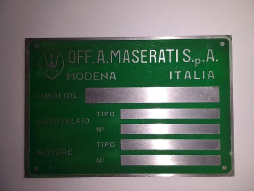 Maserati schild mexico merak - maserati,