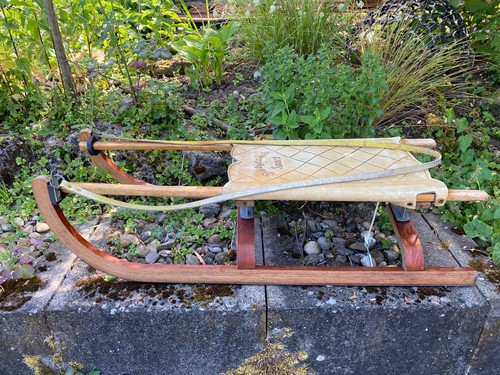 Alter holzschlitten mit - alter,