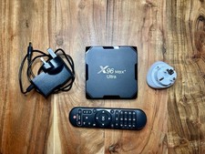 X96 Max Plus Ultra Android TV Box 4K HDR Smart Receiver mit EU Adapter