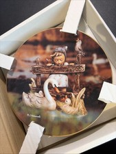 M.J. Hummel  Sammelteller Porzellan 19cm Ø , "Familienzuwachs" (09)