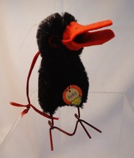 STEIFF Hucky der kleine Rabe, Knopf Fahne Schild