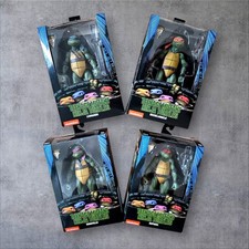 TEENAGE MUTANT NINJA TURTLES