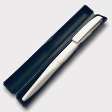 Pelikan Kugelschreiber, Modell