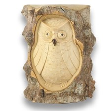 Holz Eule handgeschnitzt in einem halben Baumstamm aus Krokodilholz 15cm