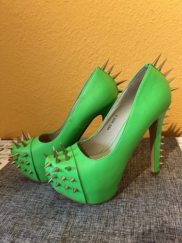 Spikes domina diva - spikes,