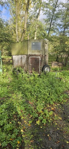 Zum stall umgebauter - zum,