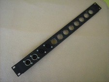 1 HE U Rackblende gebohrt f