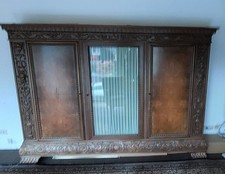 Alter Wohnzimmerschrank