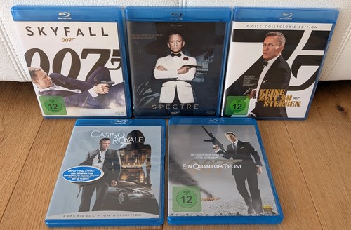 James bond 007 daniel craig - bond,