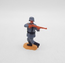 Timpo Toys Deutscher Soldat Wehrmacht - mit braunen Händen