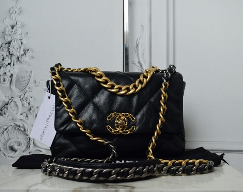Original chanel flap bag - 19,
