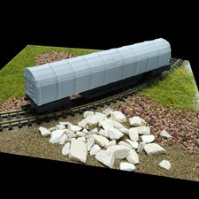 Spur N Haubenwaggon lang grau