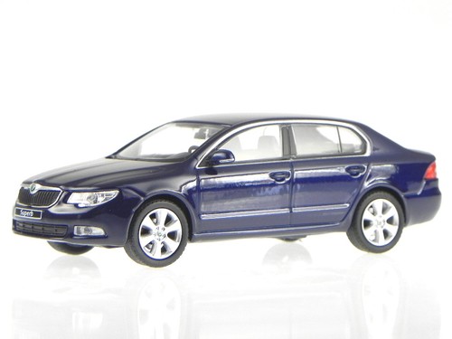 Skoda superb tiefseeblau - skoda,