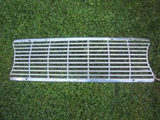 NEU! CHROM Kühlergrill Grill Wartburg 353 DDR Lagerware IFA