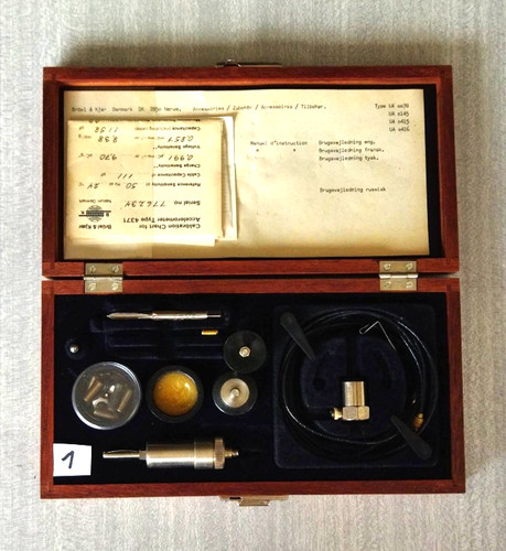 Bruel kjaer accelerometer - &,