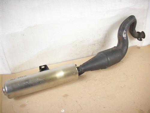 Auspuff oben rechts exhaust - /,