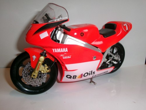 Carlos checa yamaha yzr - #7,