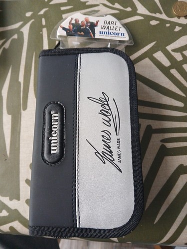 Unicorn james wade signature - james,