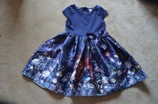 BAMBI H&M Mädchen Kleid Kleid Dress Etui Fest Gr. 110 116 122 6-9 Jahre