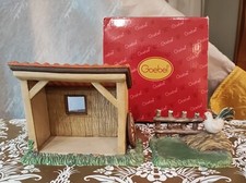 Goebel Keramik Stall und Zaun
