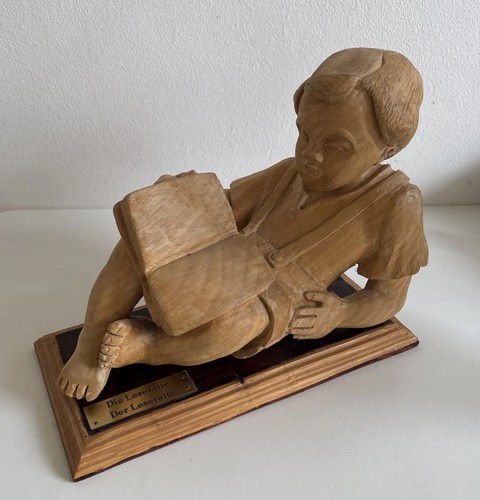Holzfigur leseratte - holzfigur,