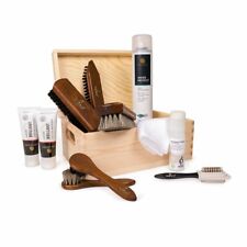 Schuhputzkiste gefüllt